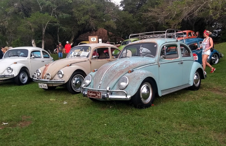 Festa de Fuscas, Kombis e Porsches em Santa&nbsp;Felicidade